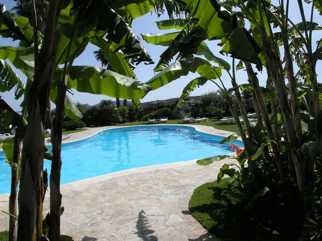 Residence Le Bouganville Villasimius 3*,