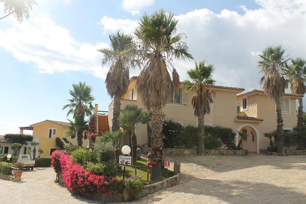 Residence Le Bouganville Villasimius 3*,