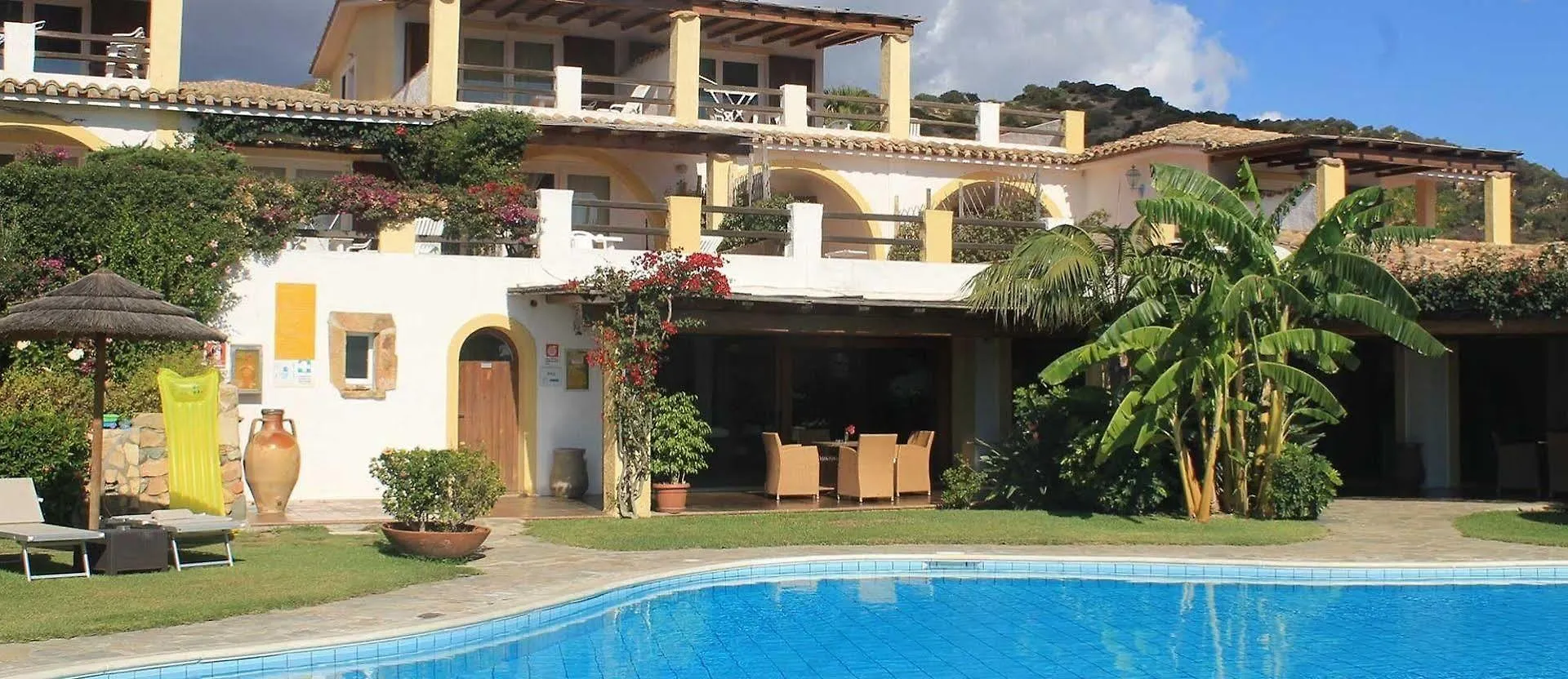 Residence Le Bouganville Villasimius Aparthotel